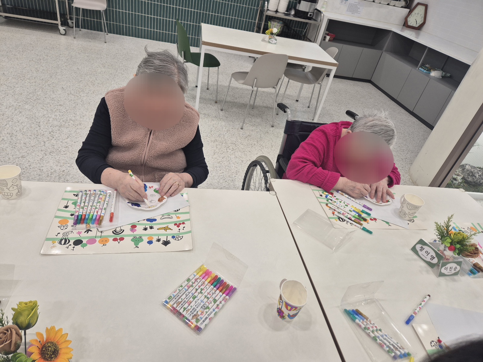 1794442064_2ySGoqZd_1402bbeec7875a75e44174a10b7c35f995670eaf.jpg 이미지크게보기