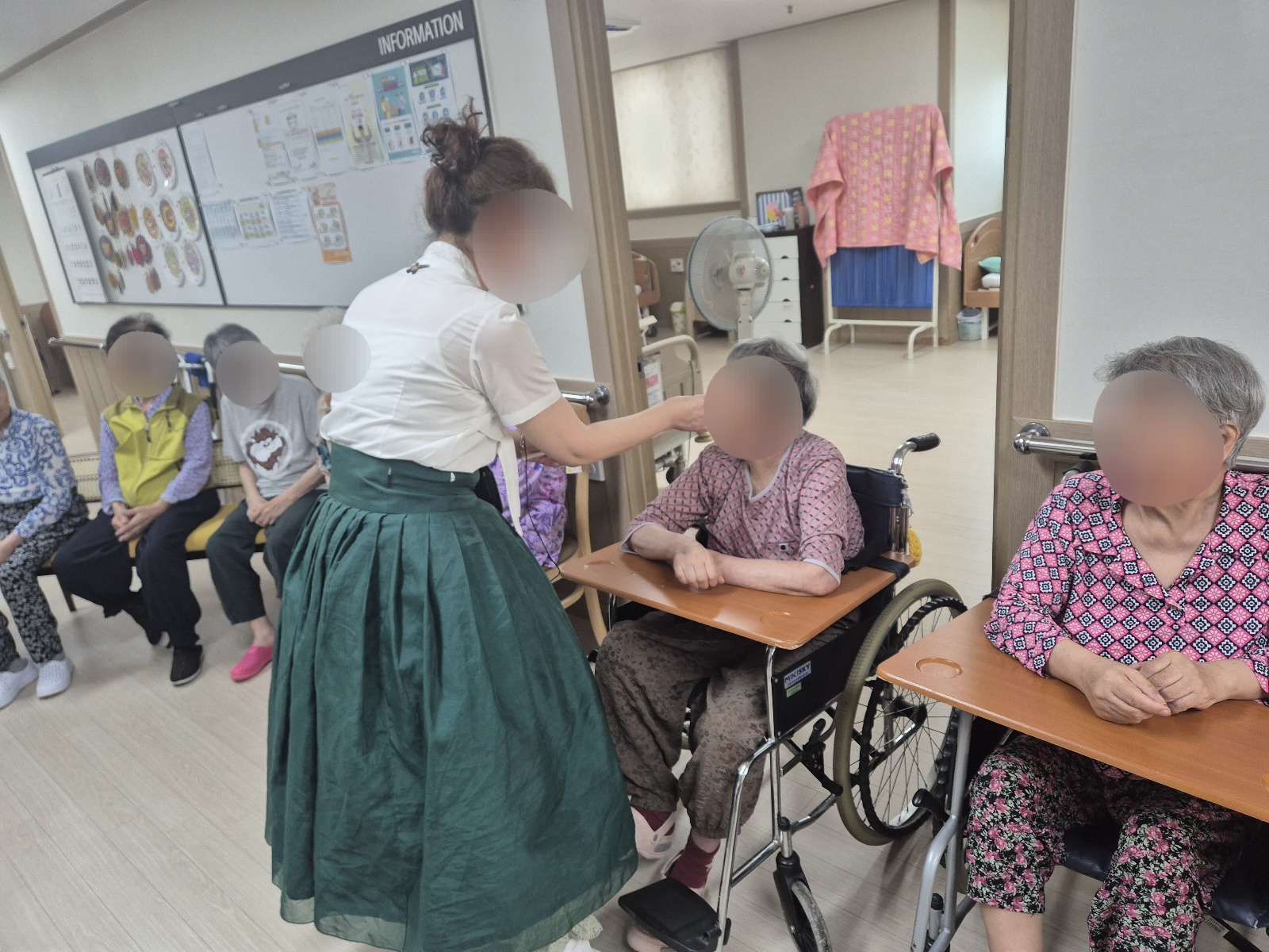 1794442064_CY4IwKL3_51188b2048f54df10804af958c20ec4d2f05cd8f.jpg 이미지크게보기