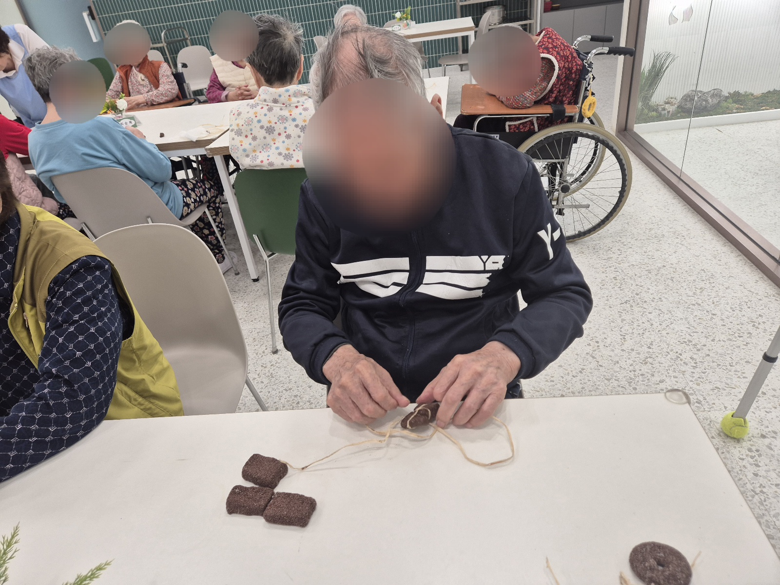 1794442064_FRCrnlue_16fee2b730ff3e4ce2ab12d0347c57ee8bb355aa.jpg 이미지크게보기