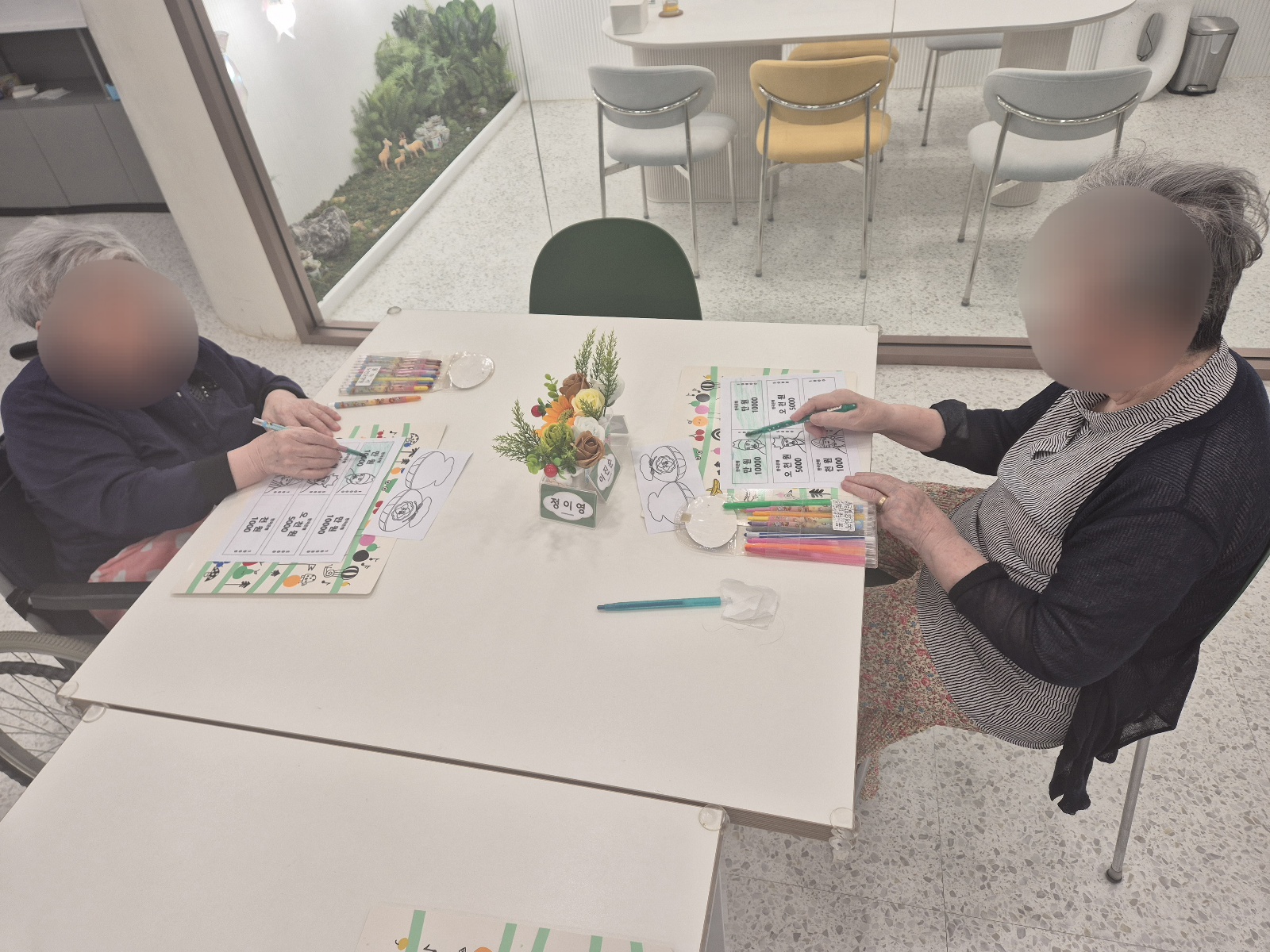 1794442064_Gh3WHmpK_a5a32706c177d4eff19bb29a7b5230d4d8fdfe45.jpg 이미지크게보기