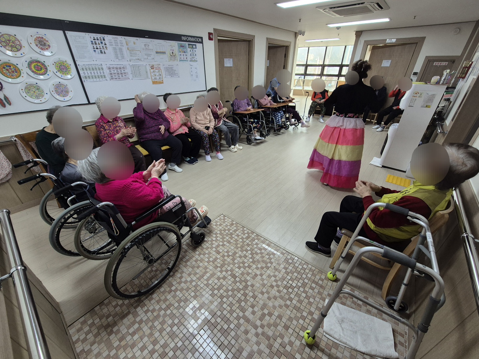 1794442064_I6qtTgdX_729aa48563dee3aa03679cb47acaf53376930555.jpg 이미지크게보기