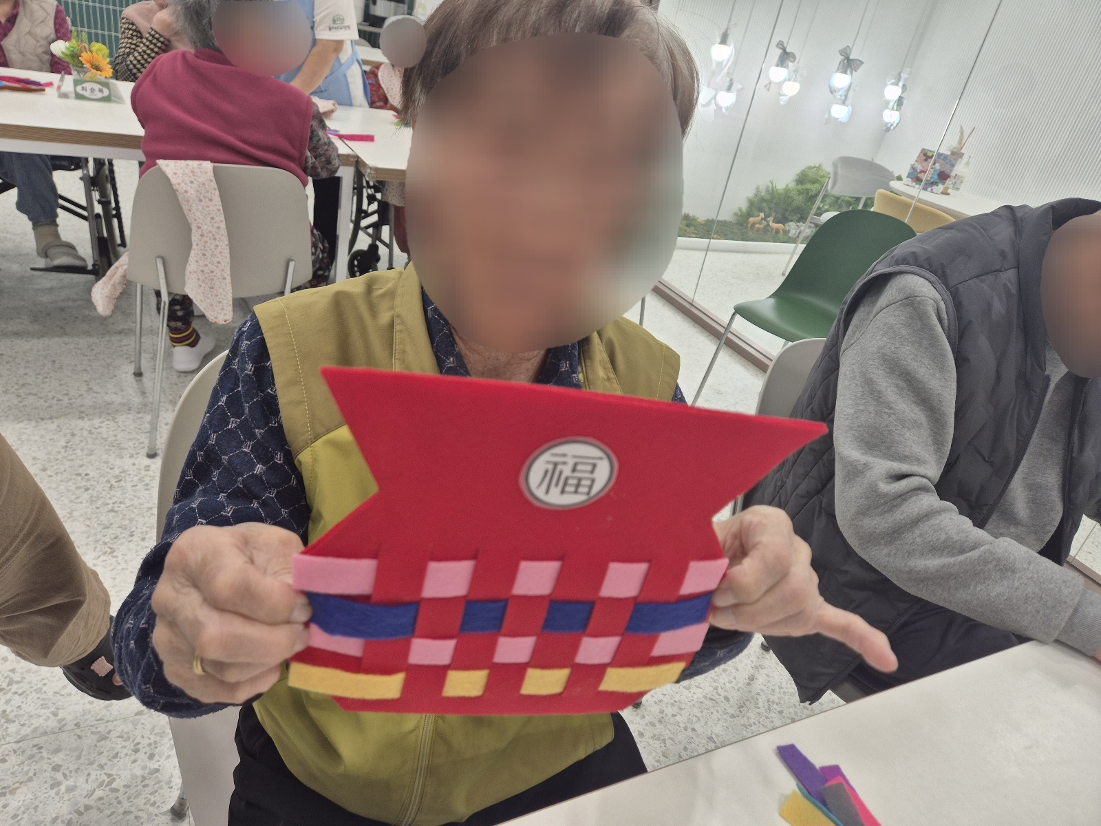 1794442064_IbVSKfmv_c3aee441f3e9c9d0d262c2d77b240043223c3b11.jpg 이미지크게보기