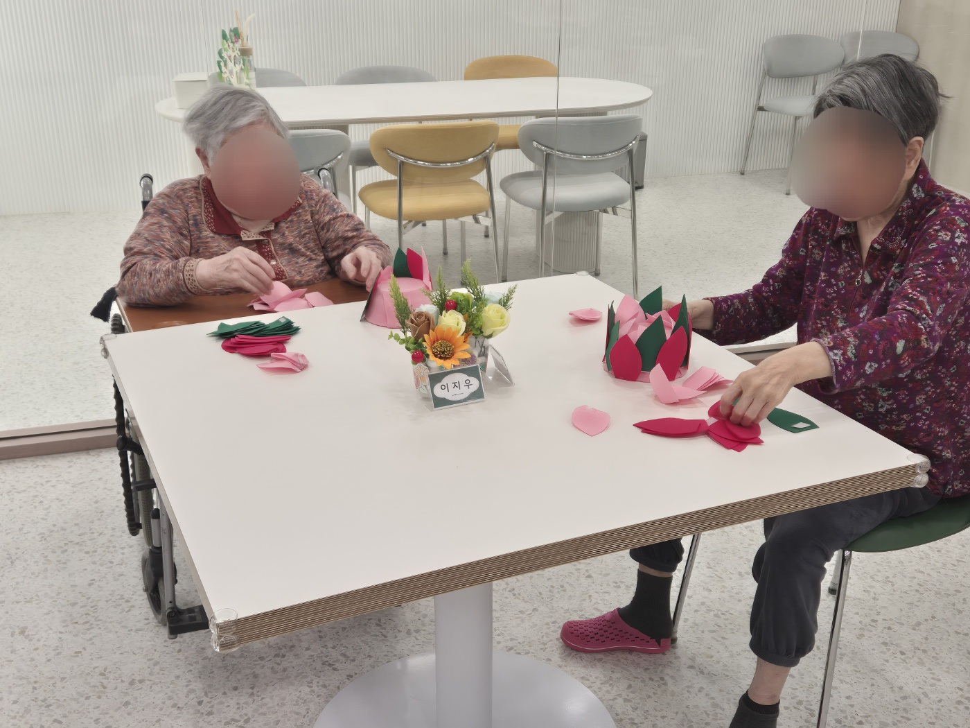 1794442064_KCBQw9LM_46a2f782bb87bc065cbea8e33b7a0b0330d2a878.jpg 이미지크게보기