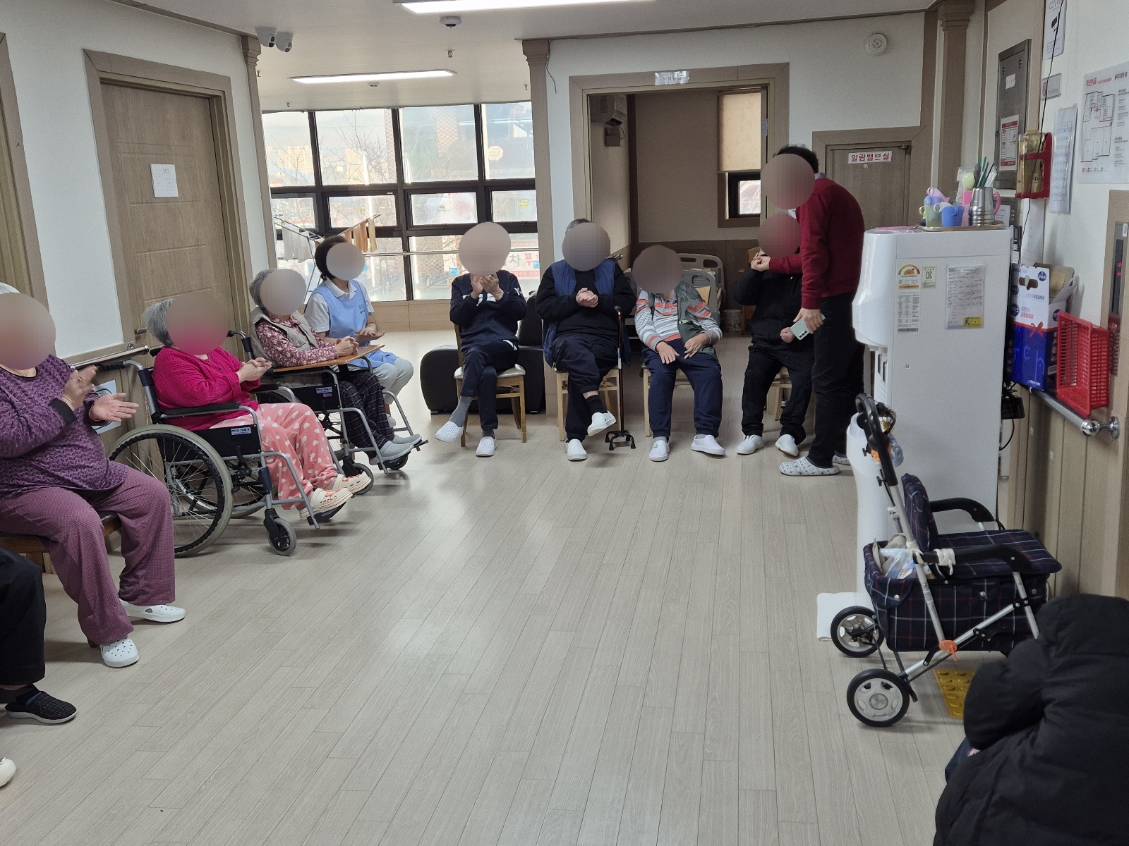 1794442064_N3aH5Lxw_03ec34f4d16517ed75c53582e417505e65e63e0a.jpg 이미지크게보기