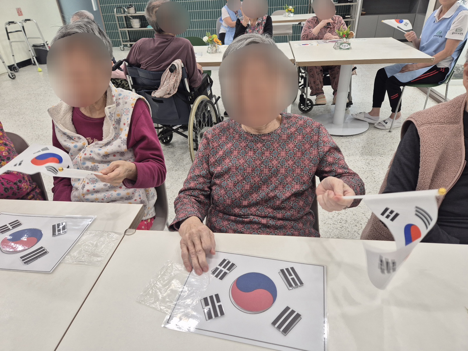 1794442064_P0MVY8LZ_7d2dcb98eb840043158a2da8e3587428666c5b72.jpg 이미지크게보기