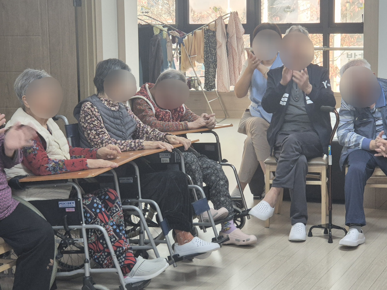 1794442064_SCUiuxjs_b3ed055f4c7436e3effef81a6dd759d8e6fb44ae.jpg 이미지크게보기