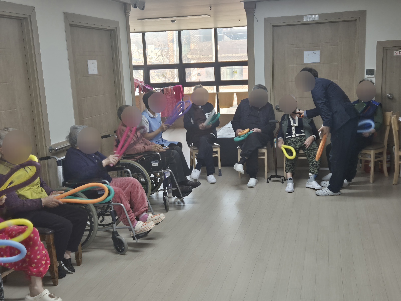 1794442064_SRTj1i7s_a356f7827b071724d96a192d1bc0f3f7927e3cec.jpg 이미지크게보기