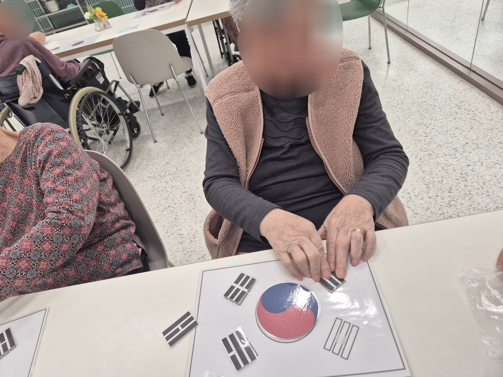 1794442064_T3dpsN7D_8fa9f37f43a3d1287a3838c355c01fa1ab386af9.jpg 이미지크게보기