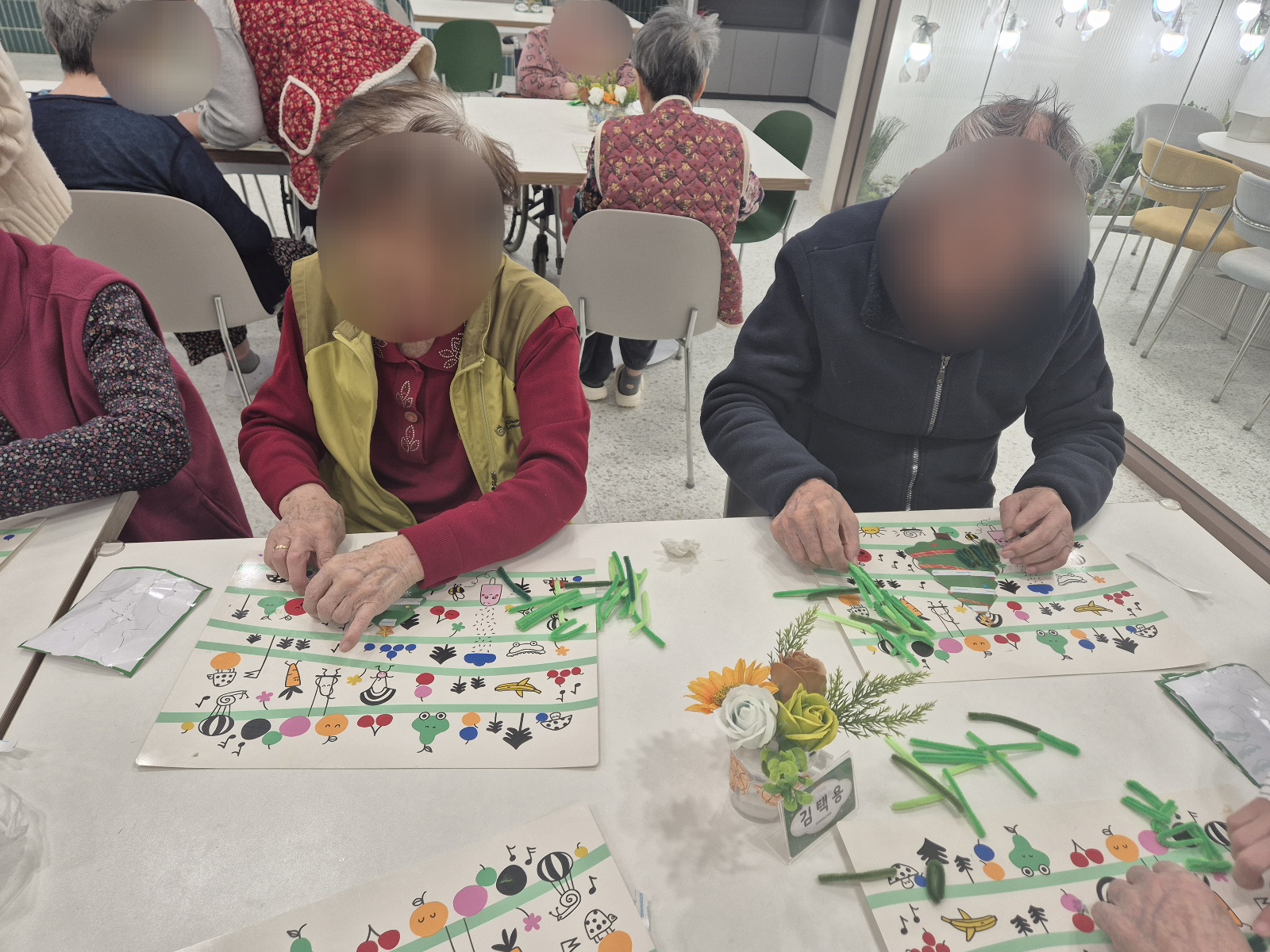 1794442064_U2TWeK83_17f84becea68cb37fd1f99dab708dac07ed908f7.jpg 이미지크게보기