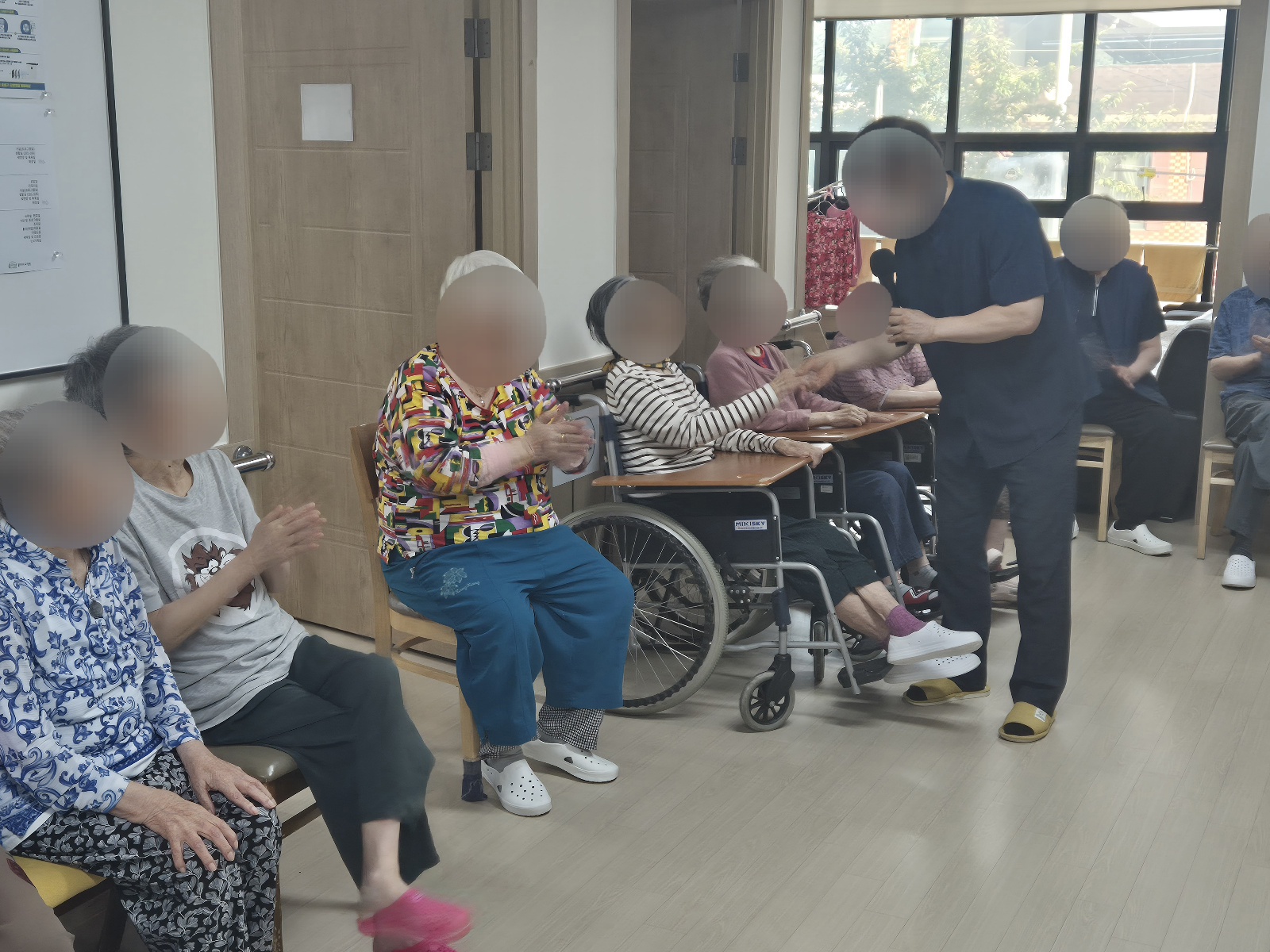 1794442064_Uzvrcbh0_c3c4a29b1d5488e43ce6eeade038aee95a7f043d.jpg 이미지크게보기