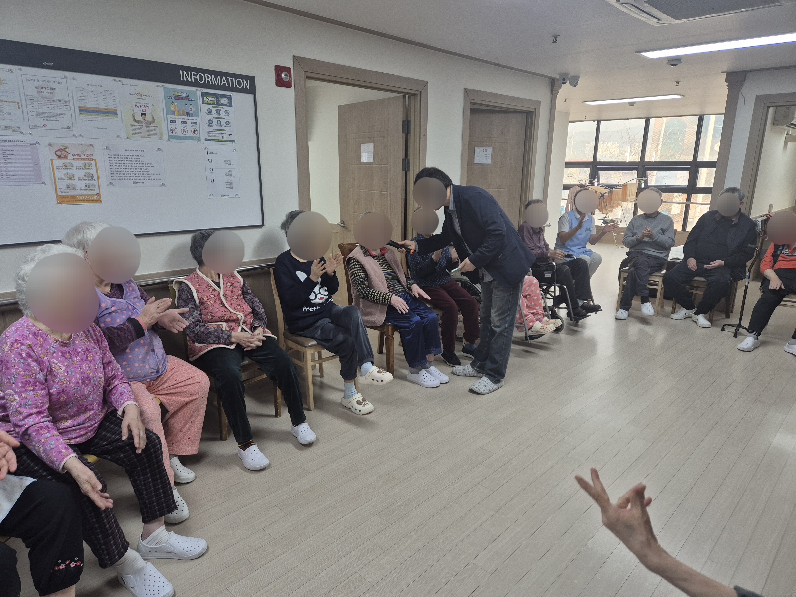 1794442064_VurRbWHe_bd86e09f0f05ee222ab8dc8e072fdbc3303da367.jpg 이미지크게보기