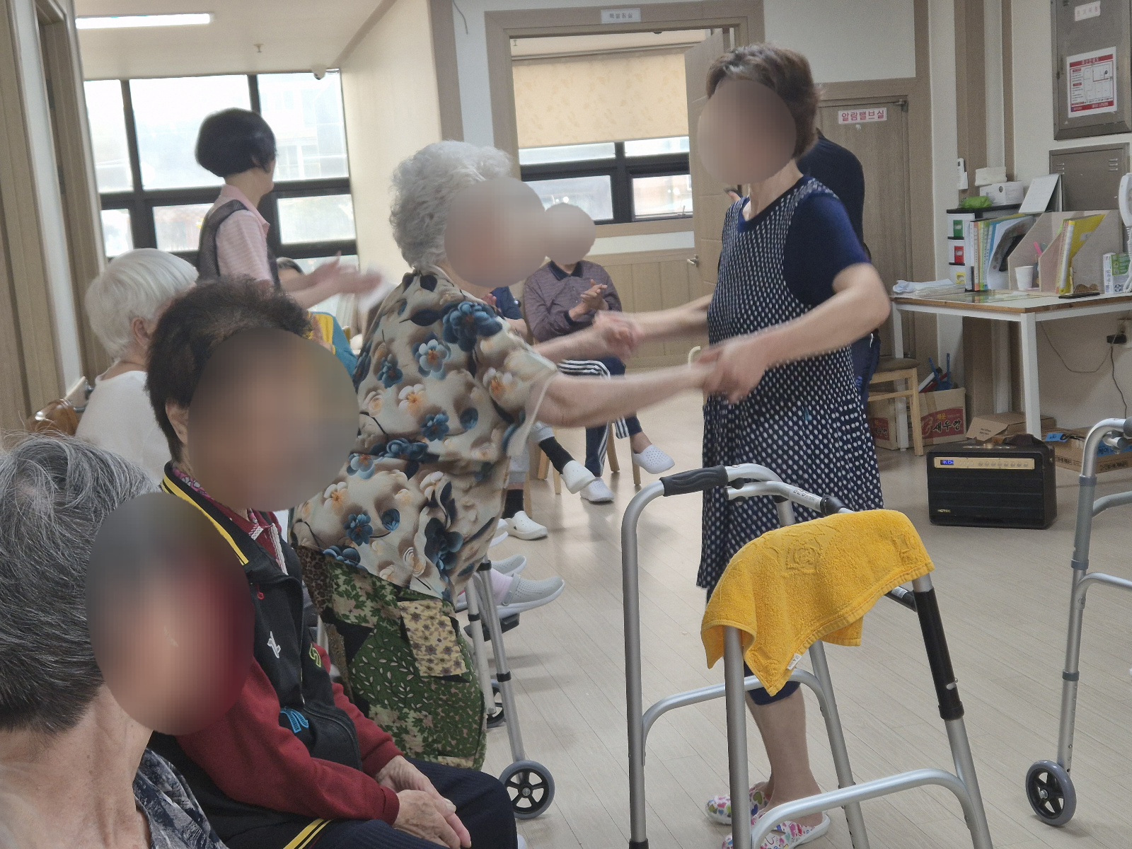 1794442064_Wk3cSVMv_27cb73cdd73557acadd832e7bfc8cbe6155932b7.jpg 이미지크게보기