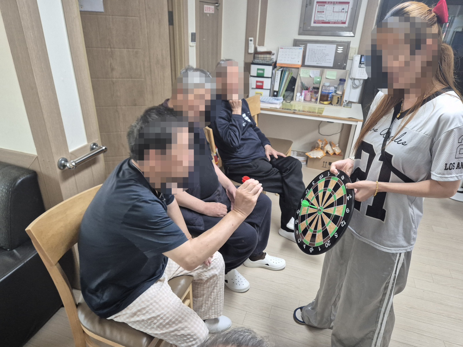 1794442064_ZSuE3QtO_b2c7fb739b5661ec1580753fc40d5b314fe9744c.jpg 이미지크게보기
