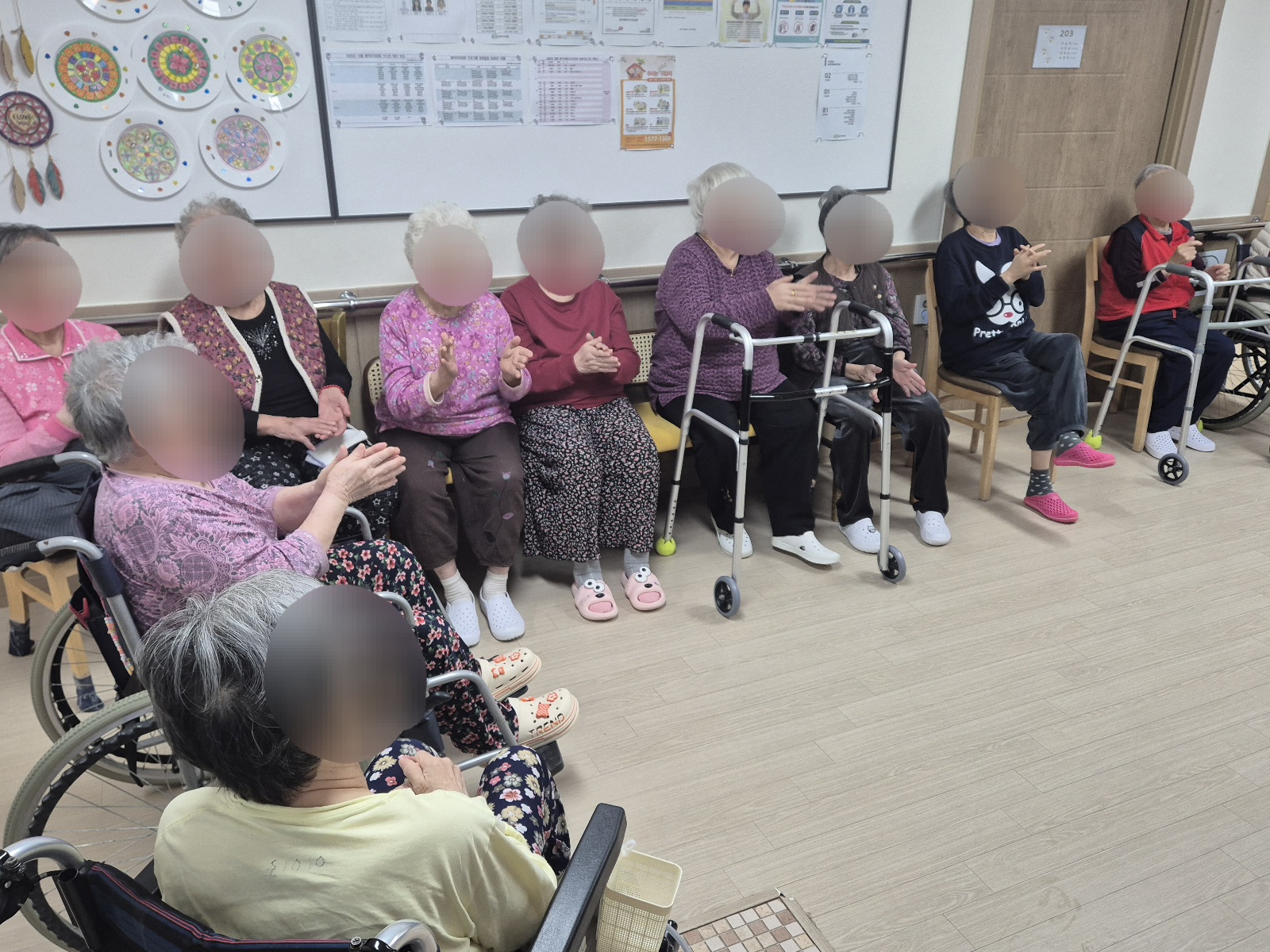 1794442064_a4rjX6gi_19f0de4d84f26f42db1a34dc5e0963a72e138046.jpg 이미지크게보기