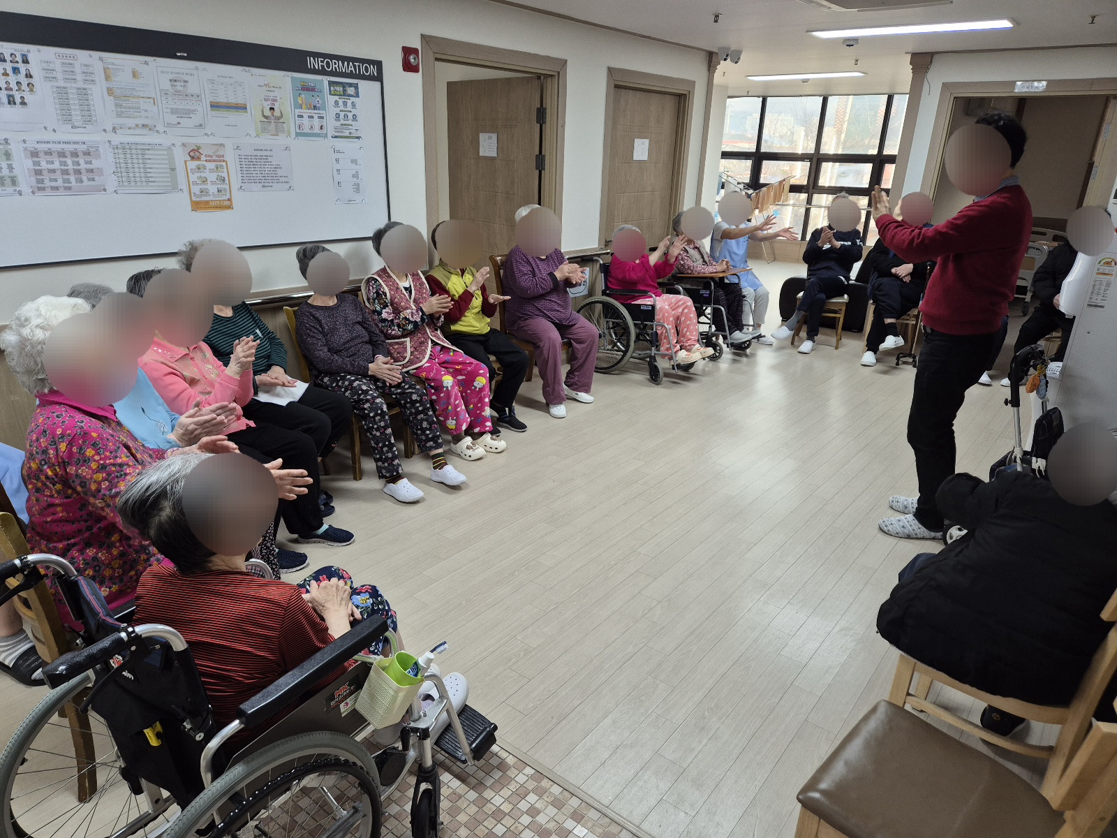 1794442064_eMTIY9rc_7b6c45d13b8ad840bf871e31ef7bad651d8fd1b3.jpg 이미지크게보기