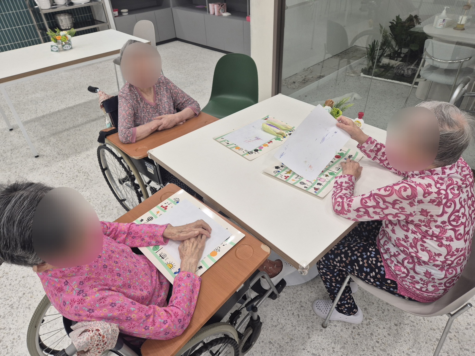 1794442064_g0xq7C51_aac19236fcb6a9f5405f797b13c8a86d9b527fbb.jpg 이미지크게보기