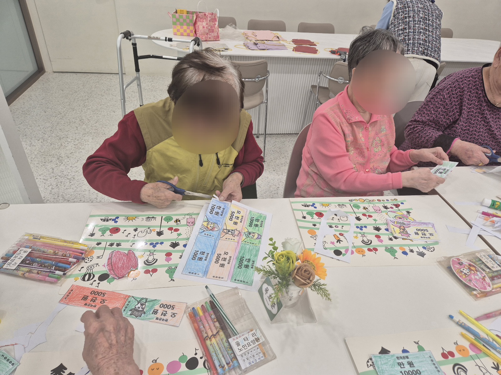 1794442064_pfd9M5iI_e061df9ff4cb539ffbfe3b044b9a2ee3b9db3a9a.jpg 이미지크게보기