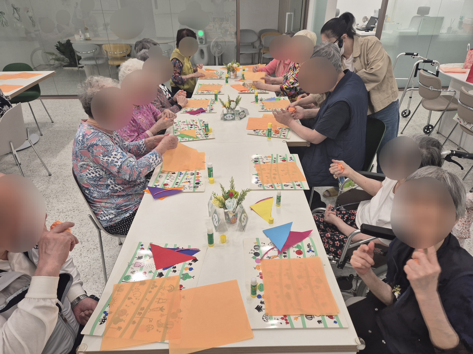 1794442064_tgEFBMYu_c268a228012519d474db329f1b7da42ac216b876.jpg 이미지크게보기
