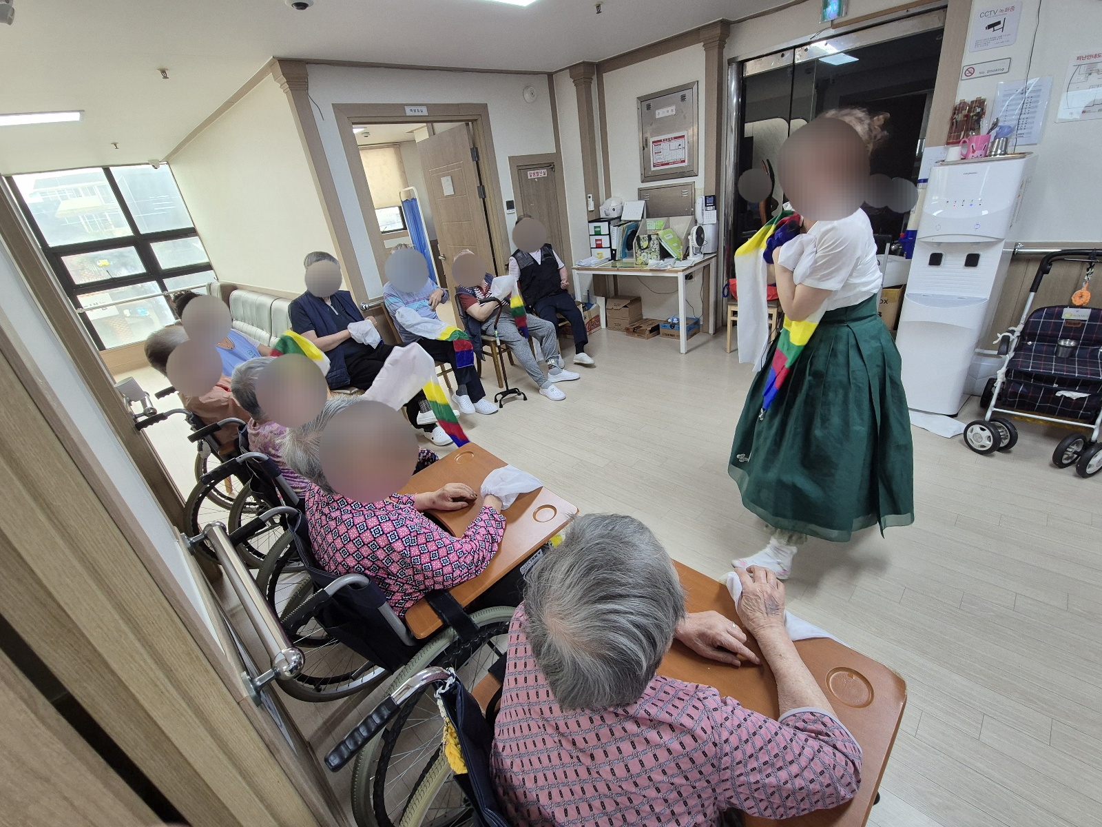 1794442064_tqTLPCBo_ec41c613445af10c5b1c9308c059f5a70fd81598.jpg 이미지크게보기