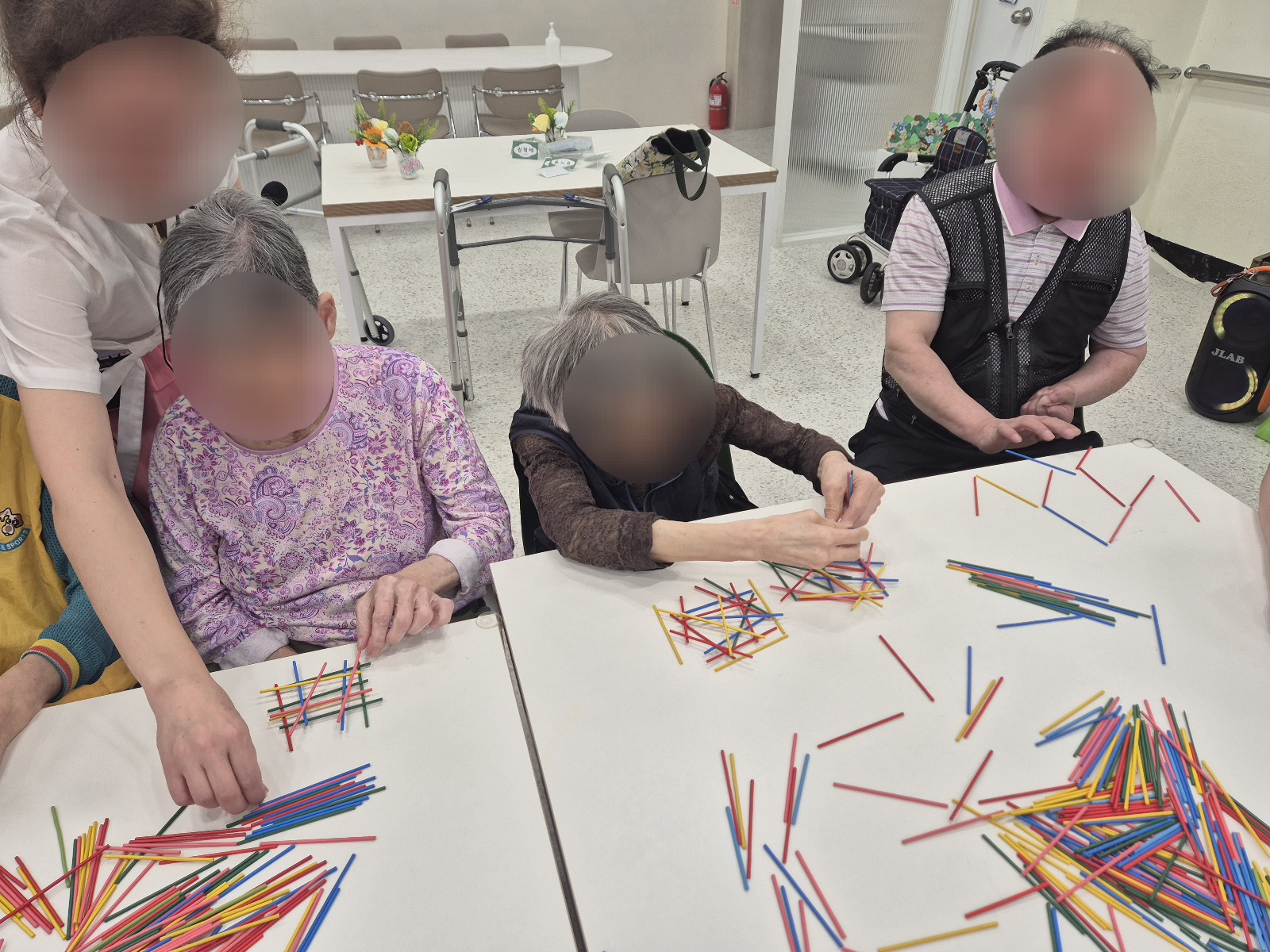 1794442064_vr6BPuEJ_1f678a4d5fc30f4db224a62de9c93aa3f3192cd6.jpg 이미지크게보기