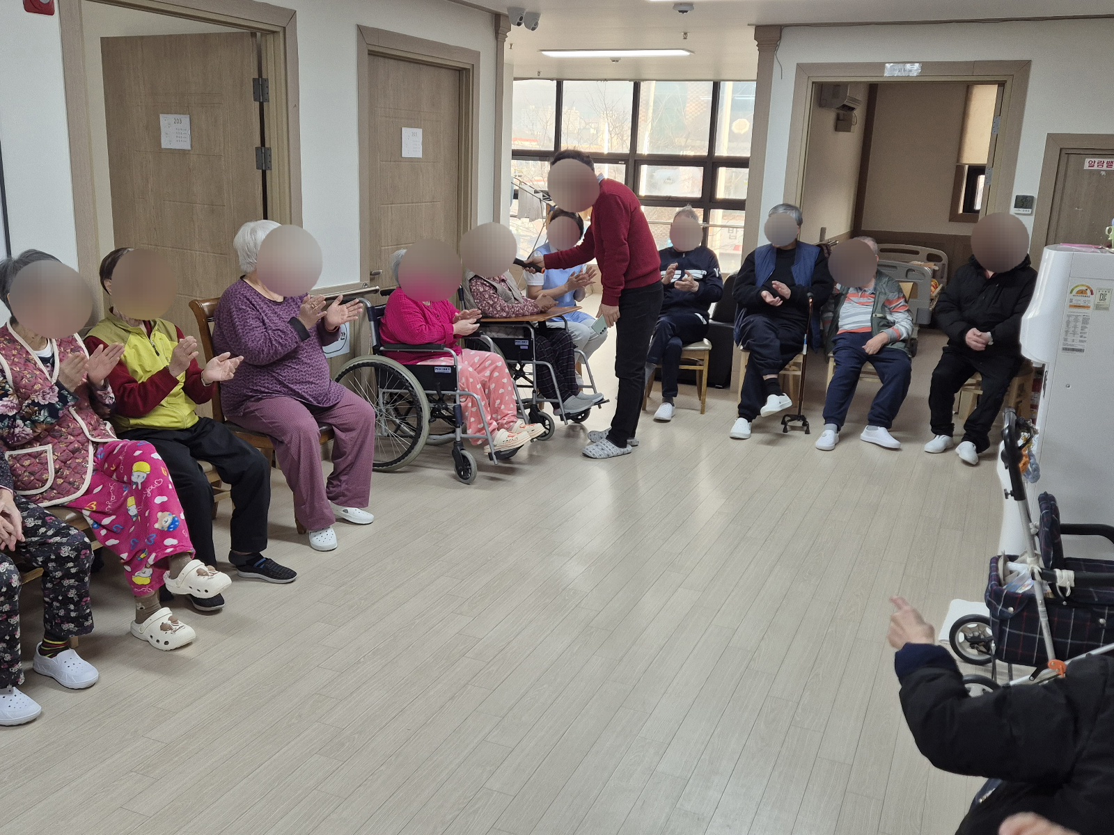 1794442064_wIZdC5n3_c62d951c60d077263301a14c5356d9b52653efba.jpg 이미지크게보기